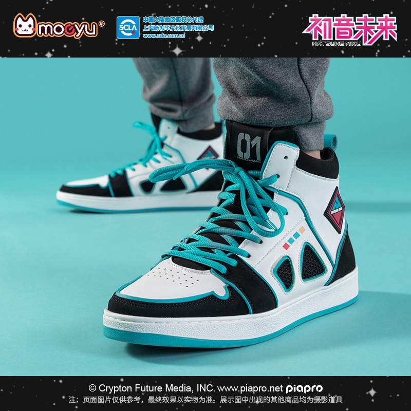 2022 Moeyu Anime Miku Shoes for Men Vocaloid Cosplay Male Sneakers Women Tennis Sports Athletic Shoe 2 - Miku Plush